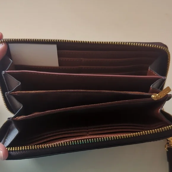 NWT Fossil Patchwork Wristlet Wallet - Picture 4 of 5